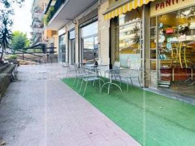 Locale commerciale in affitto a Roma