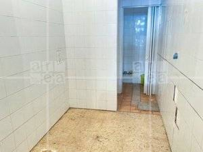 Locale commerciale in affitto a Roma