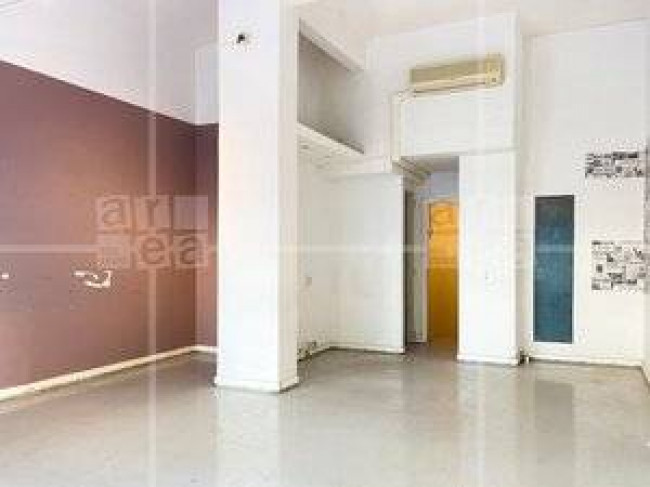 Locale commerciale in affitto a Roma