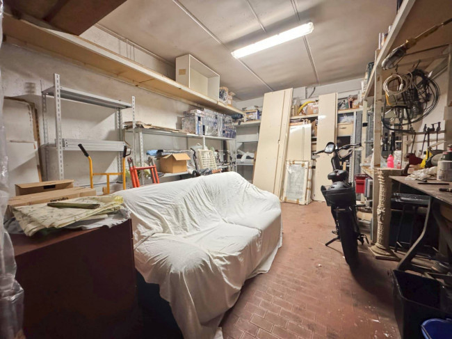 Box o garage in vendita a Roma