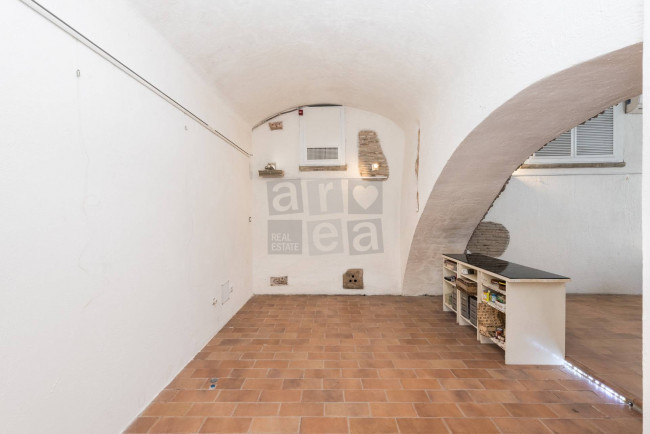 Locale commerciale in vendita a Roma