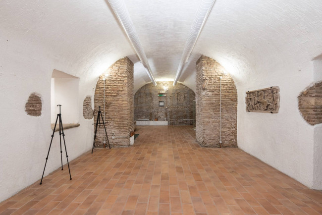 Locale commerciale in vendita a Roma