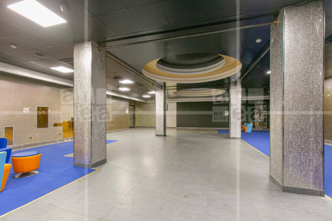 Locale commerciale in affitto a Roma