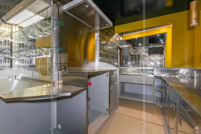 Locale commerciale in affitto a Roma