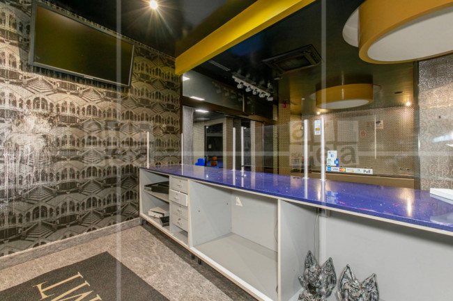 Locale commerciale in affitto a Roma