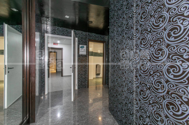 Locale commerciale in affitto a Roma