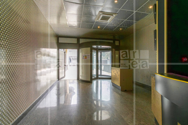 Locale commerciale in affitto a Roma