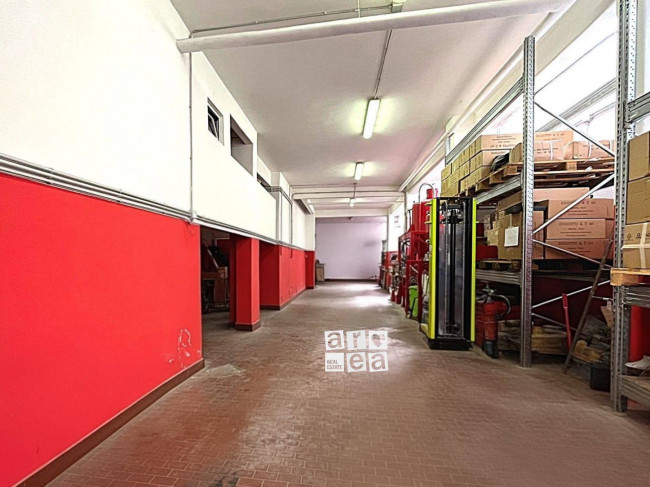 Box o garage in vendita a Roma