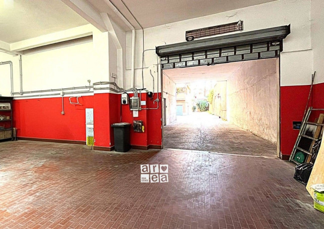 Box o garage in vendita a Roma
