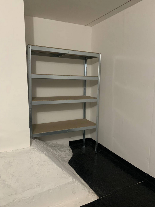 Box o garage in vendita a Roma