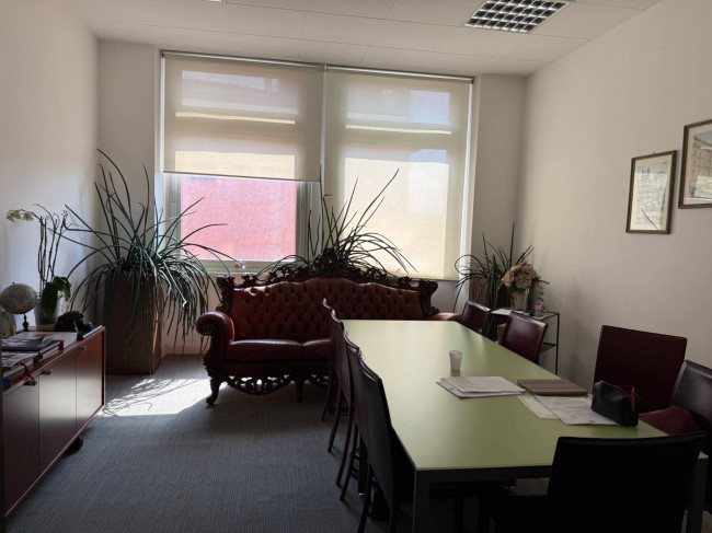 Studio/Ufficio in affitto a Roma