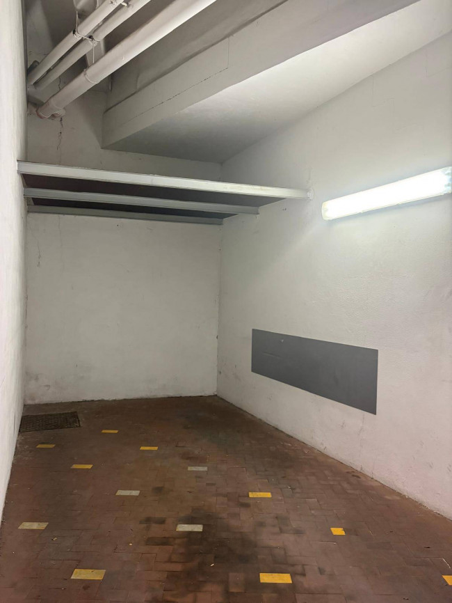 Box o garage in affitto a Roma