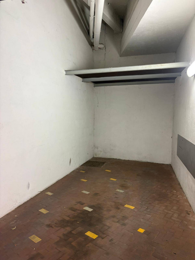 Box o garage in affitto a Roma
