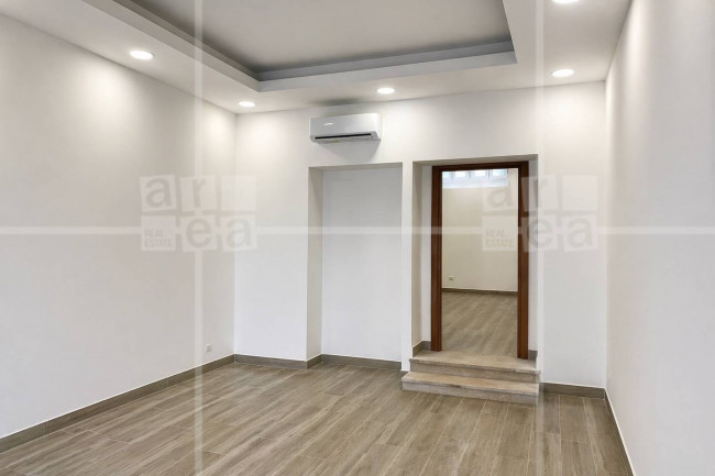 Locale commerciale in affitto a Roma