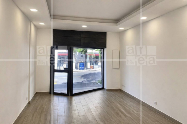 Locale commerciale in affitto a Roma