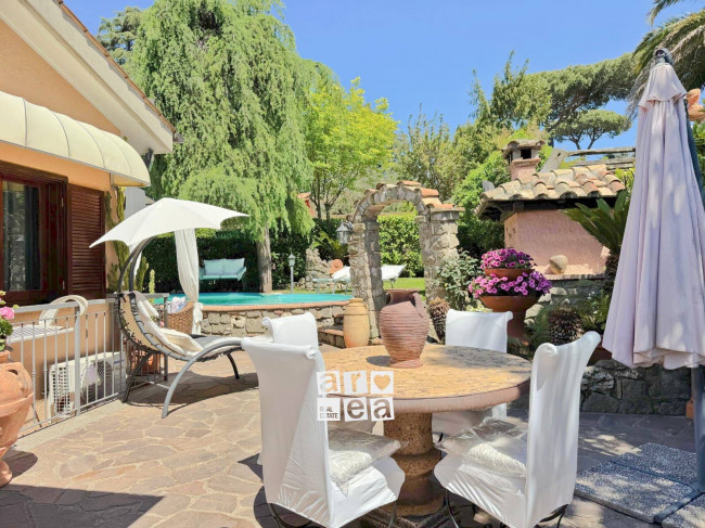 Villette a schiera in vendita a Genzano di Roma