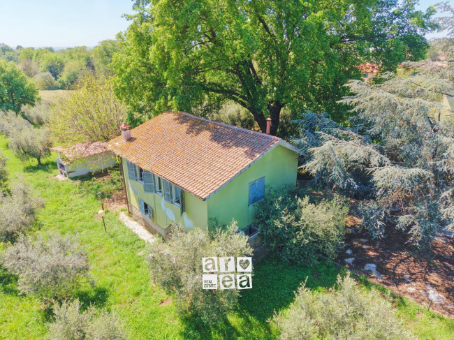 Villa in vendita a Lariano
