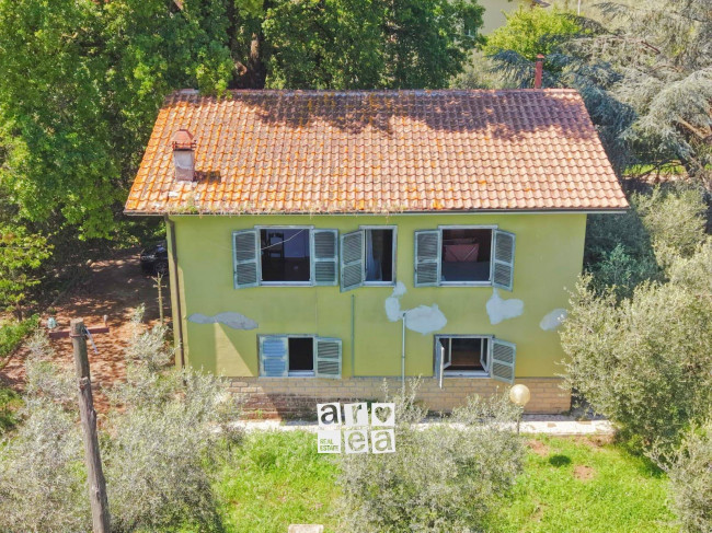 Villa in vendita a Lariano