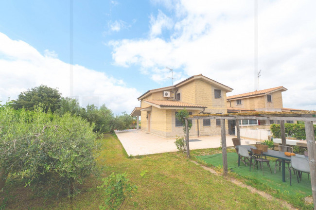 Villa in affitto a Cerveteri