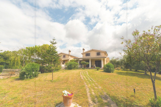 Villa in affitto a Cerveteri