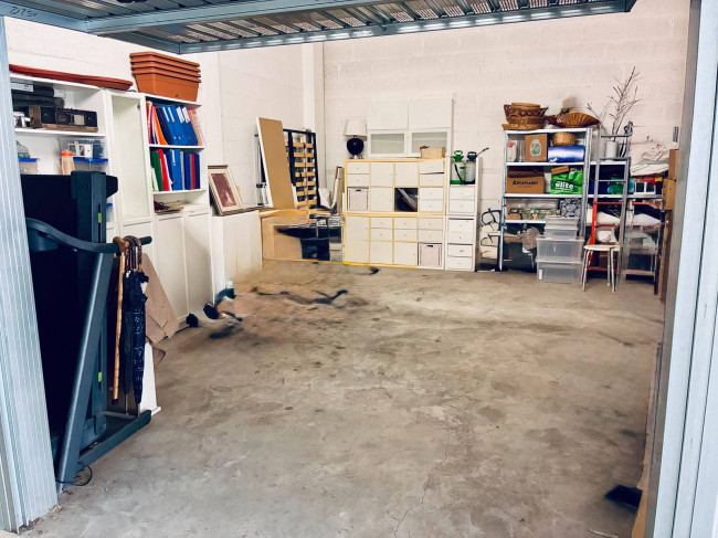 Box o garage in vendita a Roma