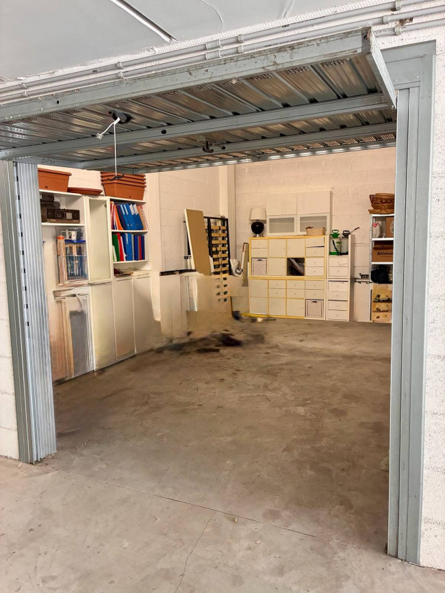 Box o garage in vendita a Roma