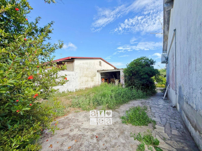 Villa in vendita a Ardea