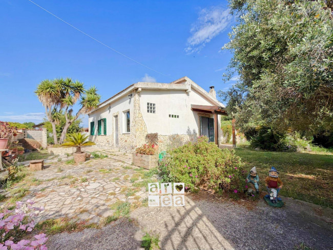 Villa in vendita a Ardea