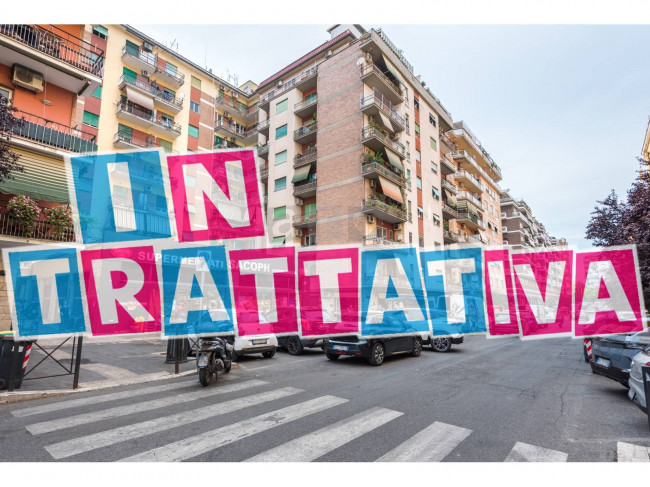 Appartamento in vendita a Roma