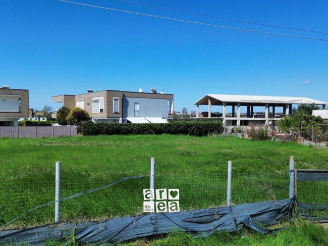 Terreno edificabile in vendita a Fiumicino