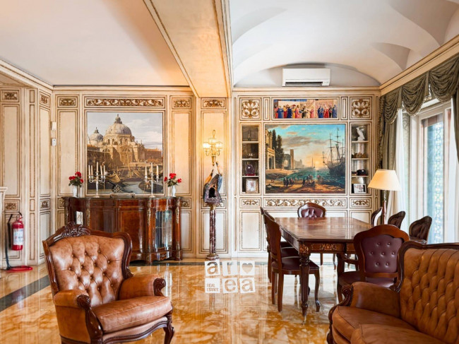 Villa in vendita a Roma