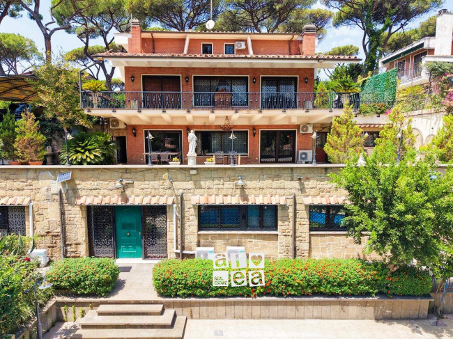 Villa in vendita a Roma