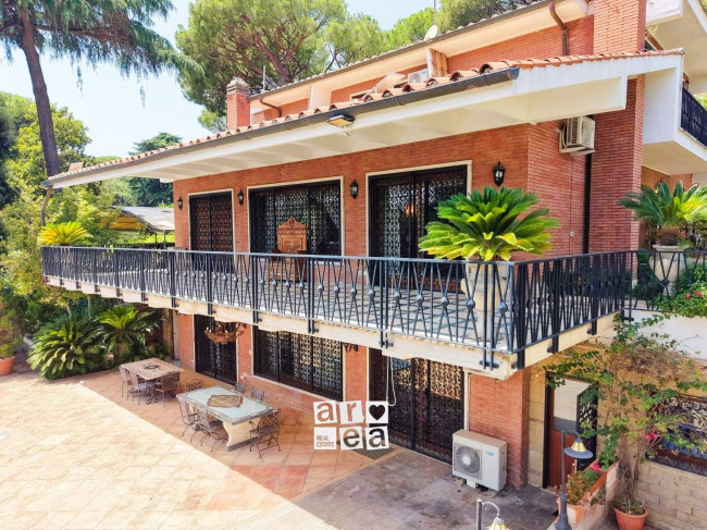 Villa in vendita a Roma