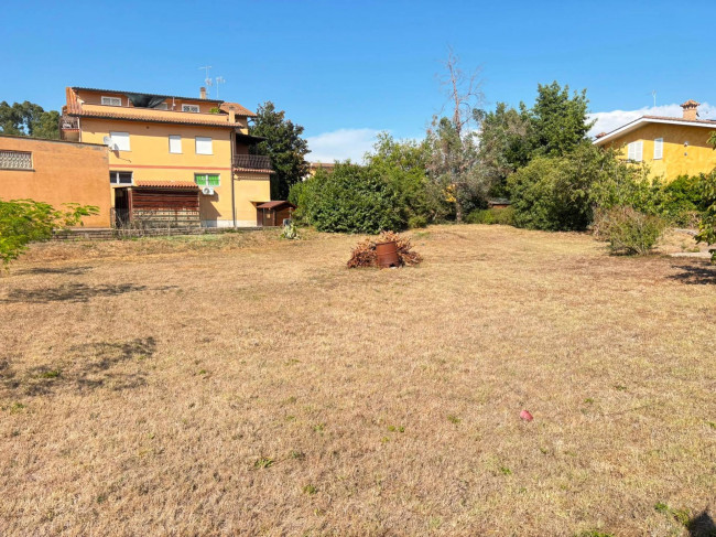 Terreno edificabile in vendita a Roma