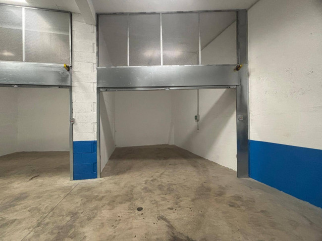 Box o garage in affitto a Roma