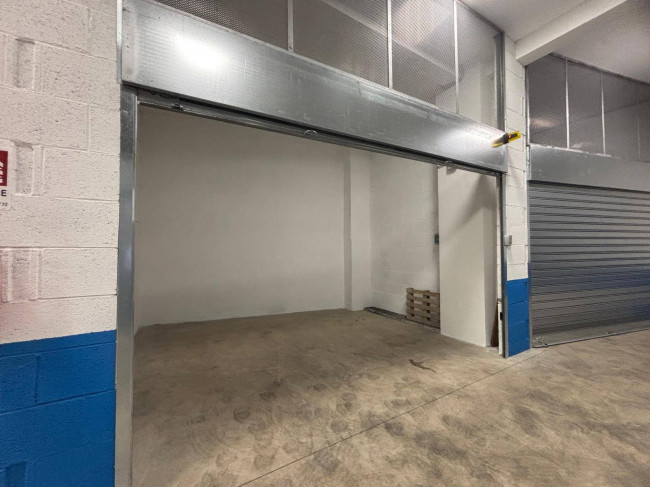 Box o garage in affitto a Roma