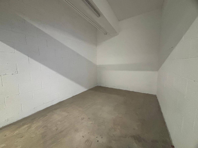 Box o garage in affitto a Roma