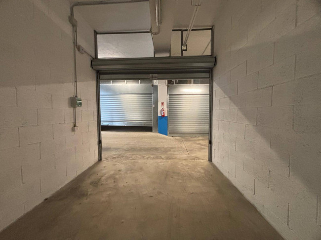 Box o garage in affitto a Roma