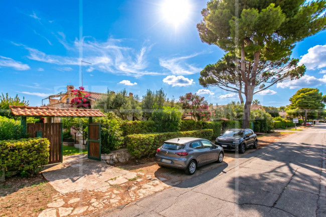 Villa in vendita a Ladispoli
