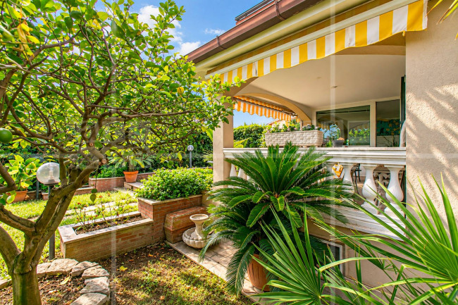 Villa in vendita a Ladispoli