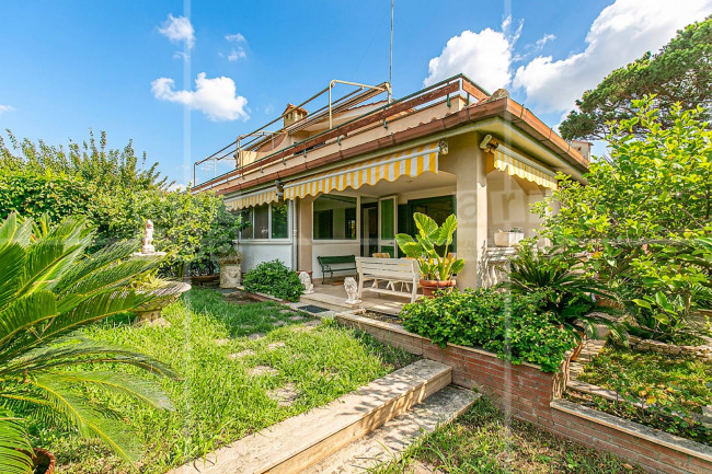 Villa in vendita a Ladispoli