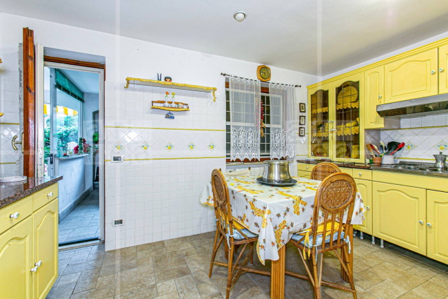 Villa in vendita a Ladispoli