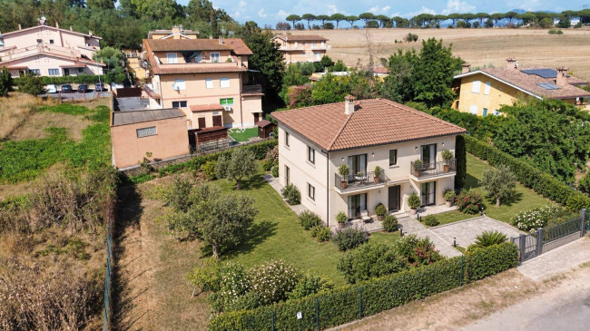 Terreno edificabile in vendita a Roma