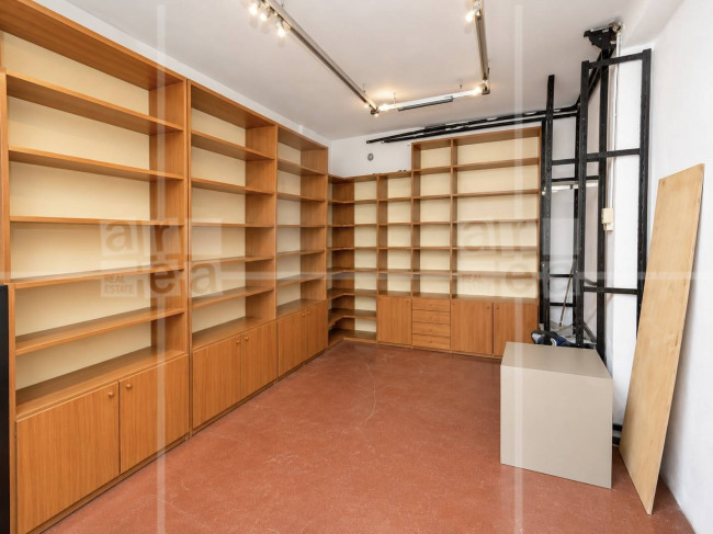 Locale commerciale in affitto a Roma