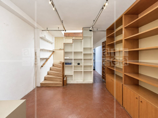 Locale commerciale in affitto a Roma