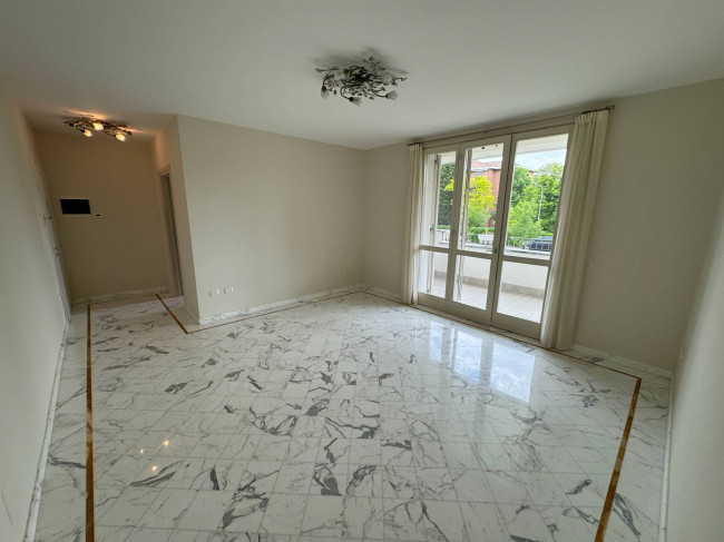 Appartamento al 1° Piano in vendita a Mirandola