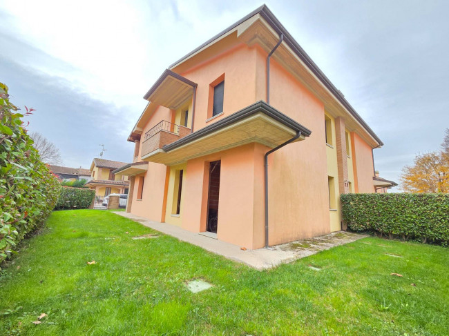 Villa di Testa in vendita a San Possidonio