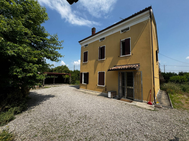 Villa Singola in vendita a Concordia sulla Secchia