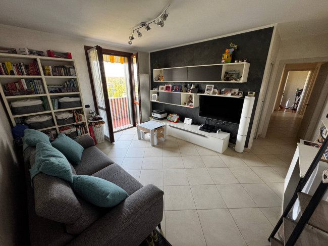 Appartamento al 3° Piano in vendita a Mirandola