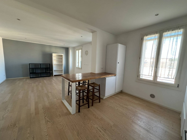 Appartamento su 2 livelli in vendita a Mirandola